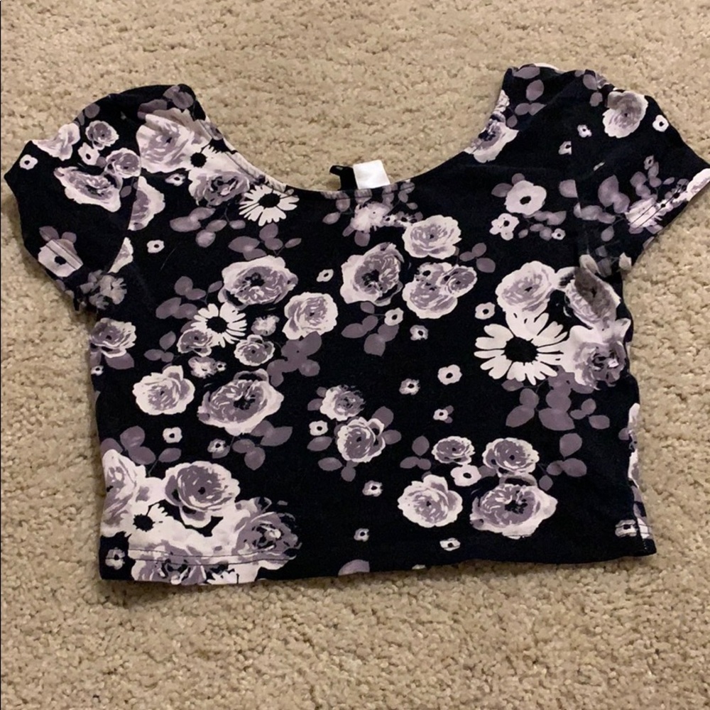 Cropped shirt